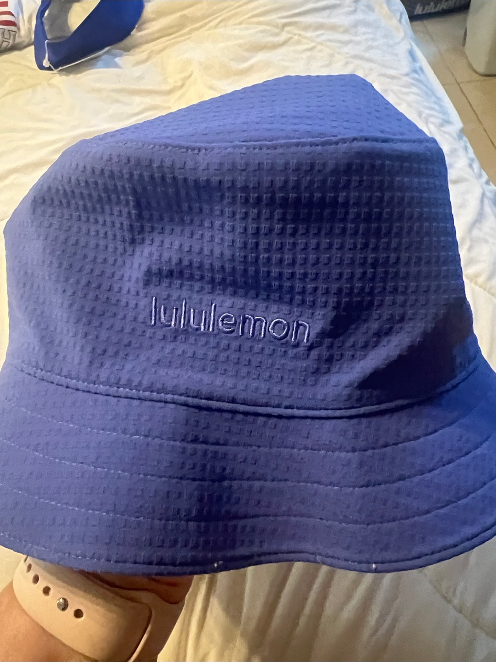 Both Ways Bucket Hat M/L